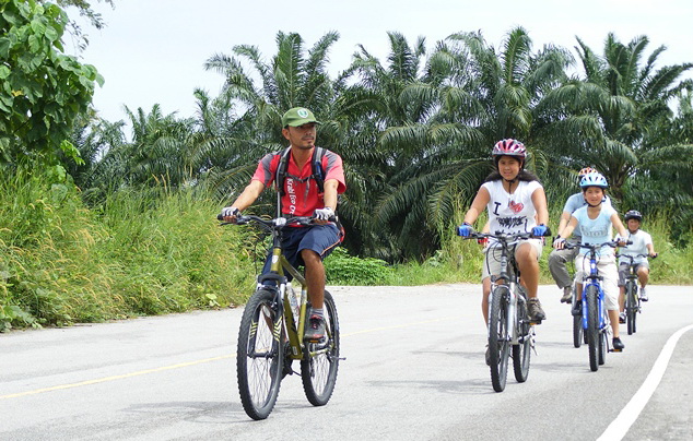 Guided Bike Tour in Krabi