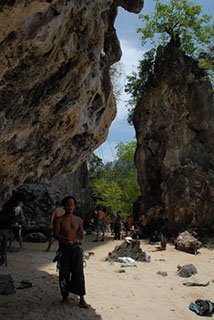 rock-climbing-krabi-2